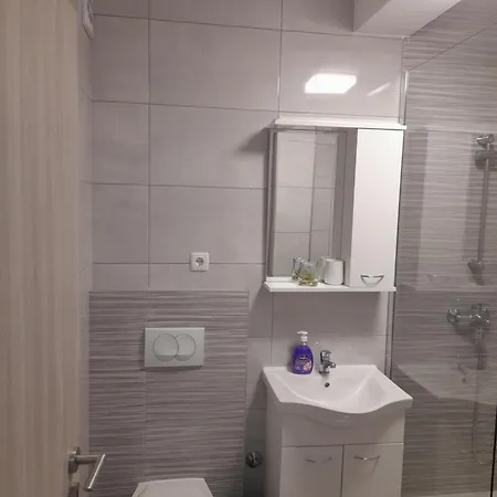 Antea Apartman Starigrad Paklenica